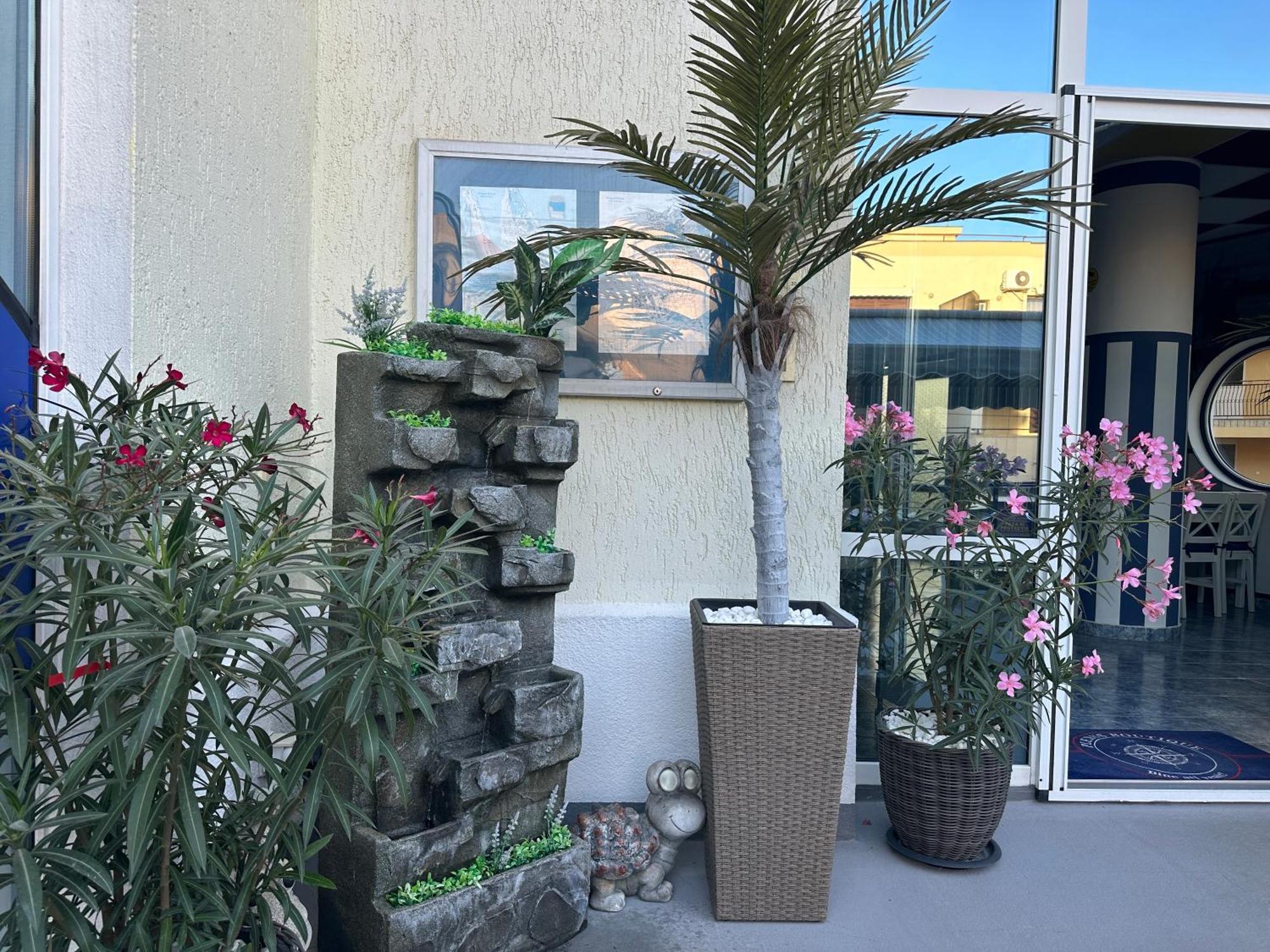 Plexus Boutique Hotel Eforie Sud  Exterior photo